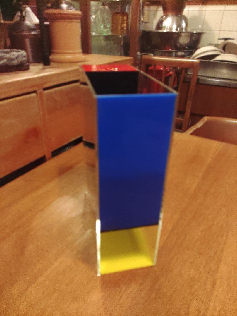 Mondri　Vase モンドリアン スペースエイジ　ポストモダン　MOMA