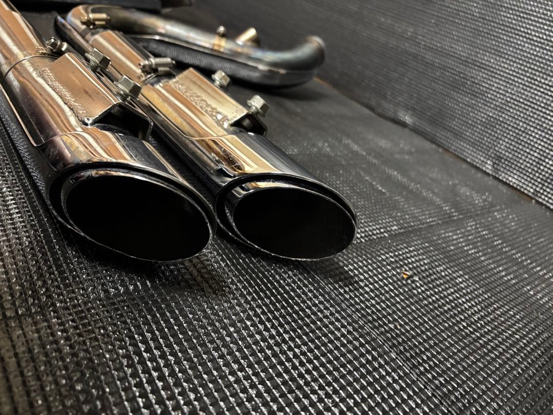 ハーレー ダイナ バンスアンドハインズショートショットマフラー美品 06〜11年