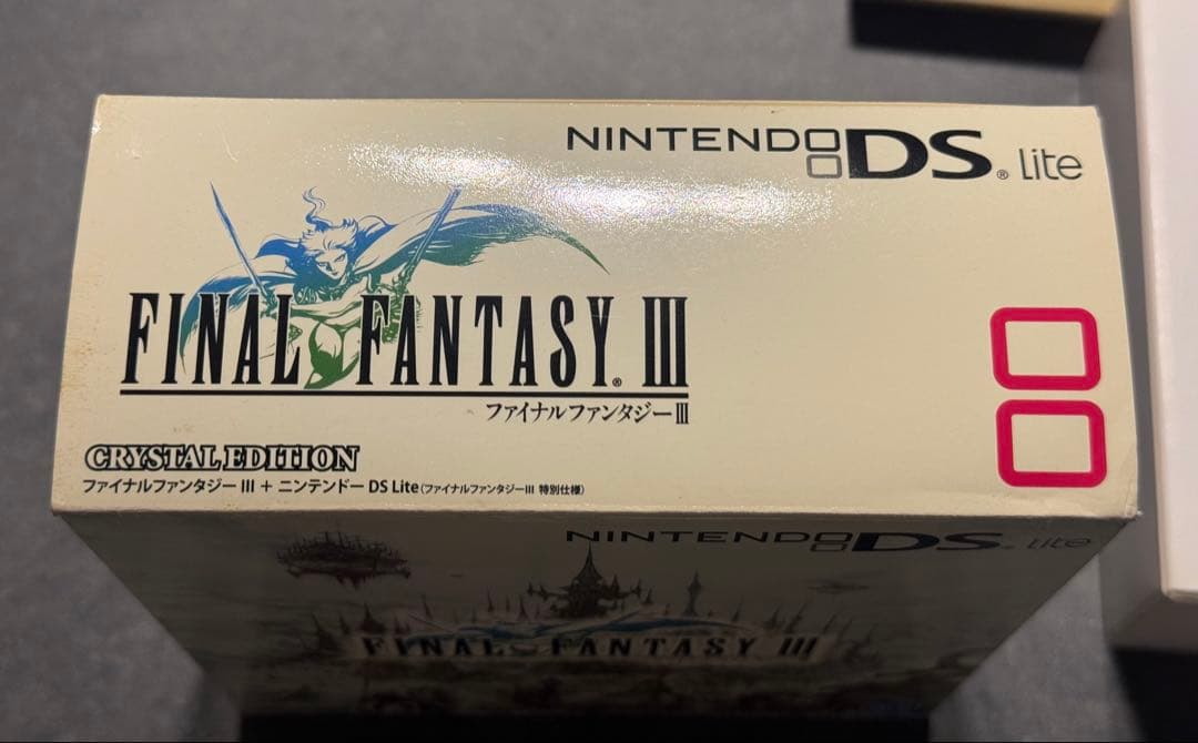 美品 NINTENDO DS LITE FF3 クリスタルエディション レア