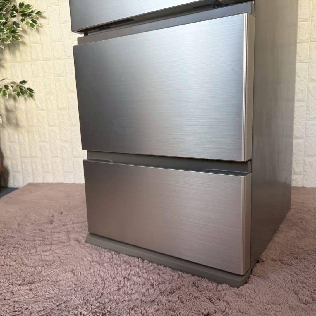 ふるふる ✨アクア　冷蔵庫　AQR-26R（N）　2024年　美品