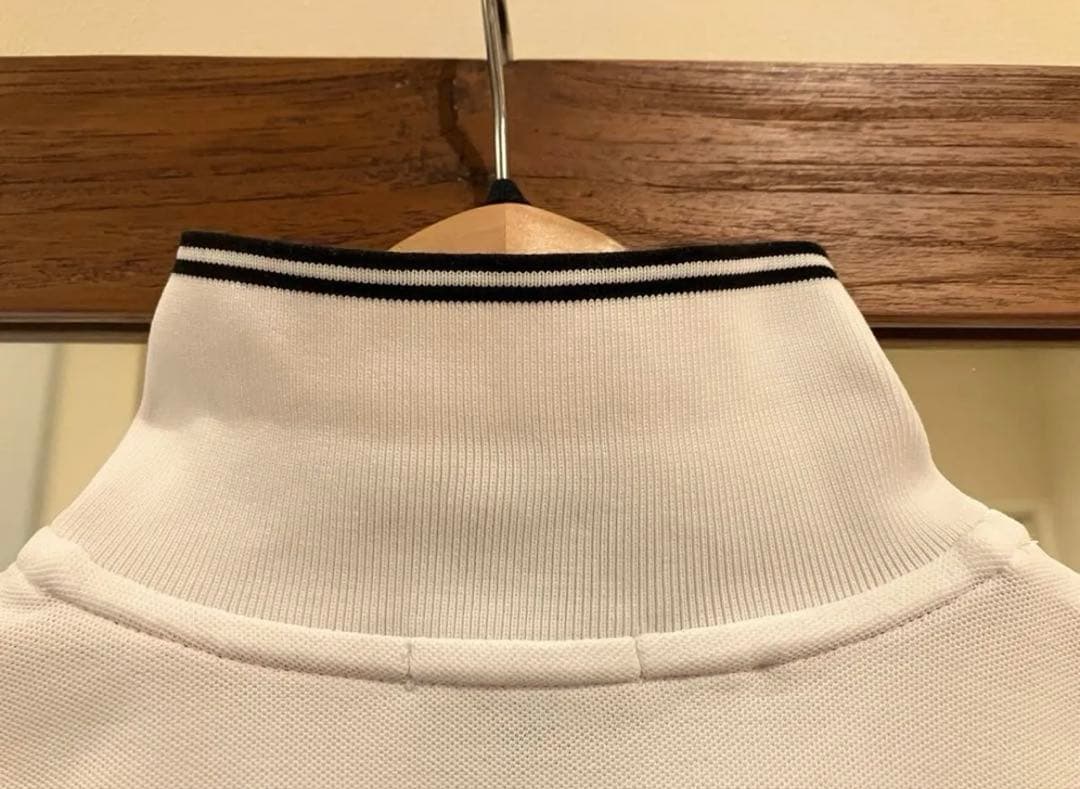 モンクレール ロゴポロシャツ Ｓサイズ