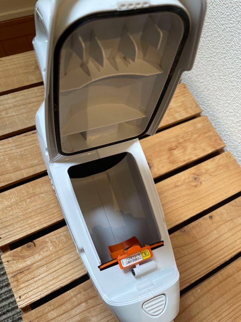 makita マキタ 充電式クリーナー CL107FD ホワイト 掃除機