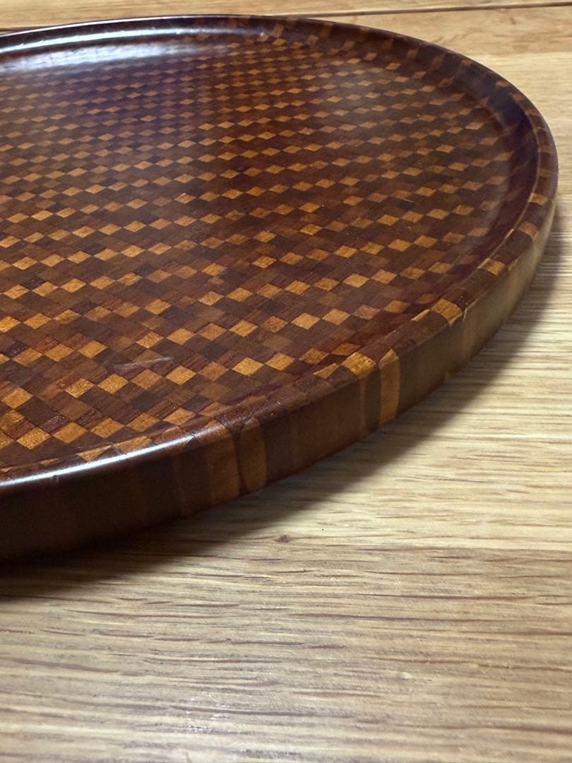 箱根細工　丸盆　市松模様　天然木　31センチ