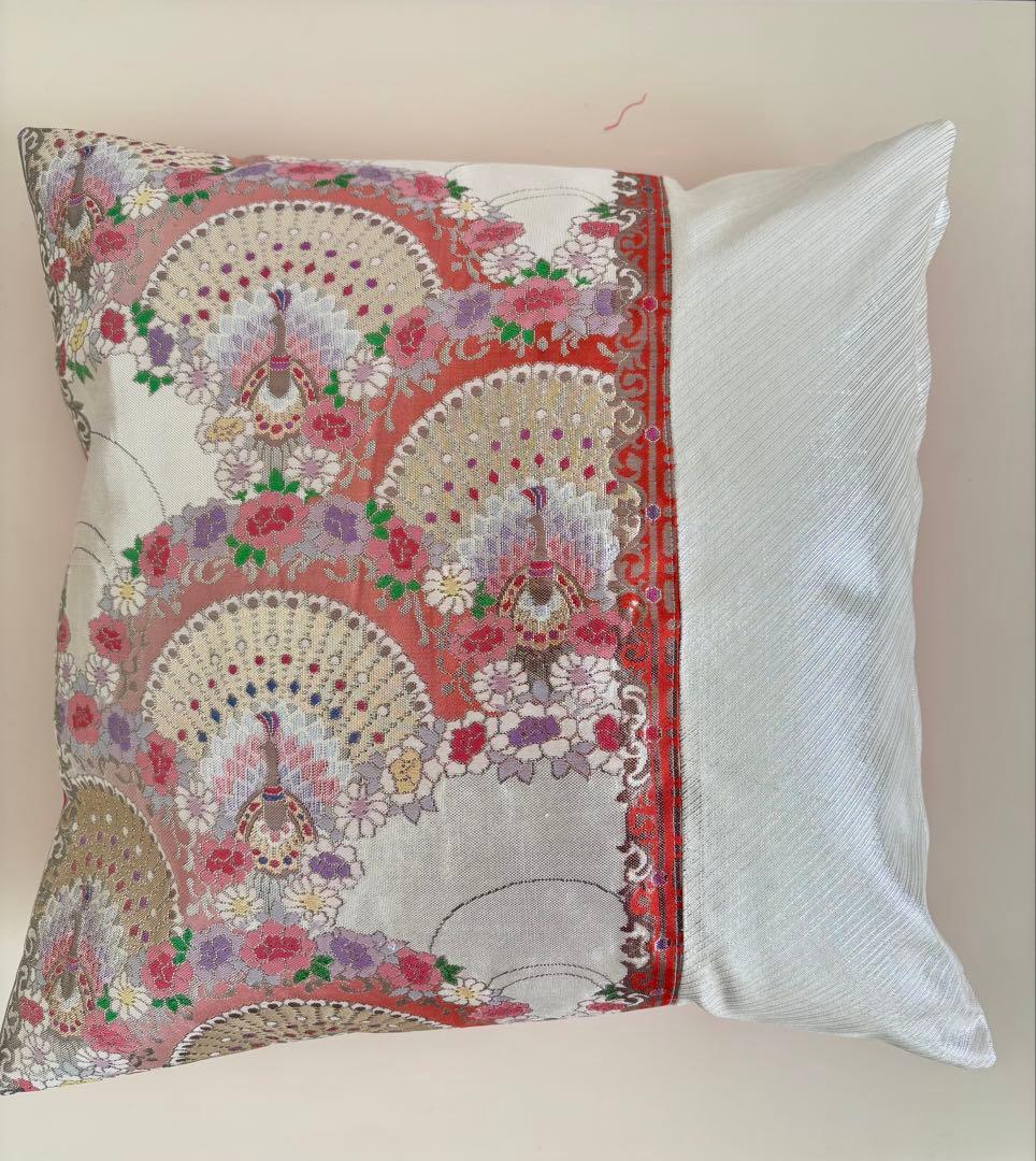 帯リメイク　孔雀と扇面柄　和モダン タペストリー＆クッションカバー 2点セット