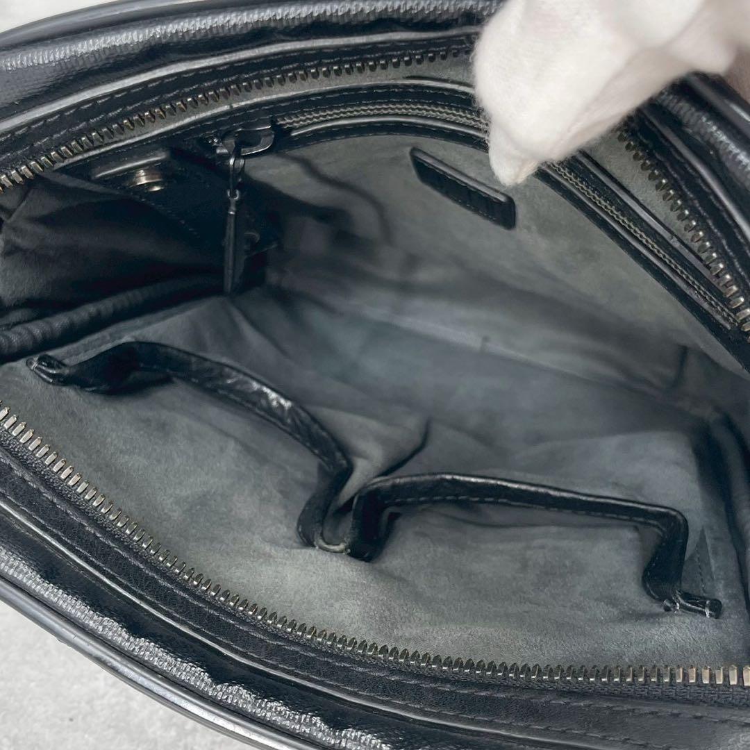 極美品◯ダンヒル　ウィンザー　ショルダーバッグ　クロスボディ　レザー　ロゴ金具