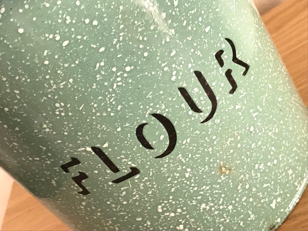 イギリス　ホーローフラワー缶　アンティーク