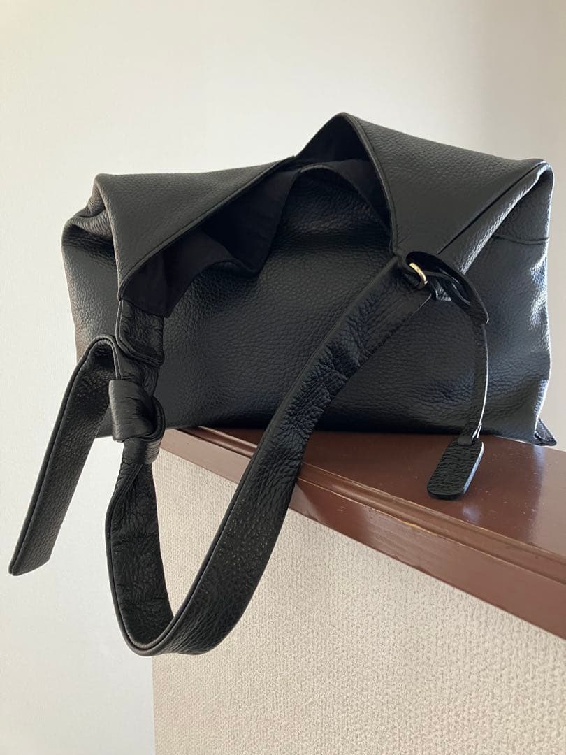 銀座かねまつ　ショルダーバッグ　黒