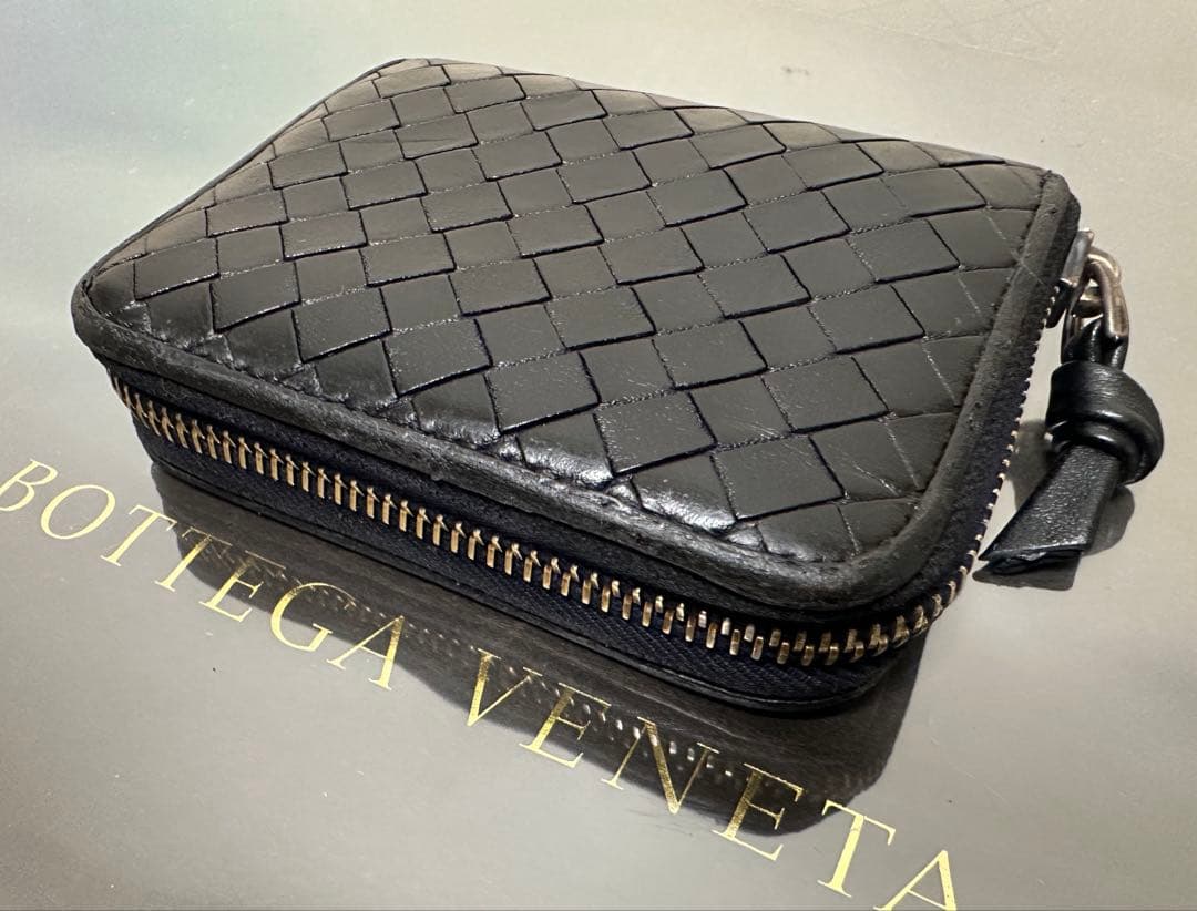 【本体のみ】ボッテガヴェネタ イントレチャートケース/ラム/黒/1️⃣✨✨