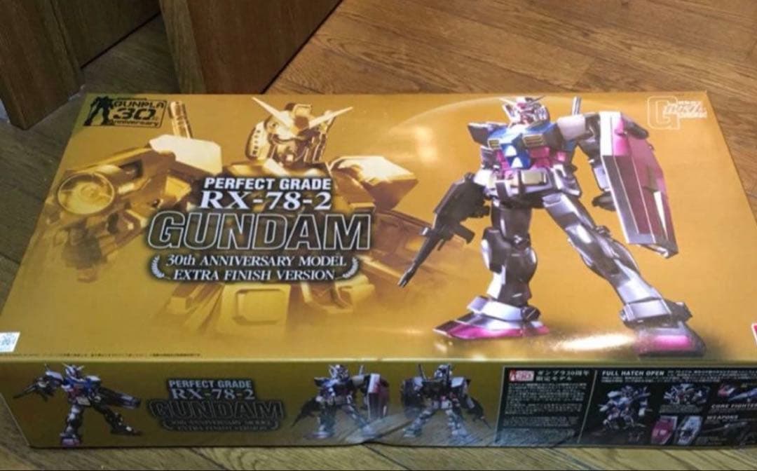 ガンプラ30周年限定モデル★ガンダム エクストラフィニッシュバージョン　激レア