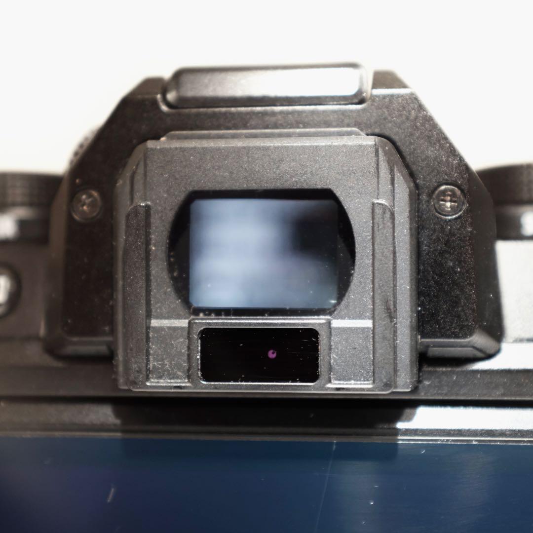 富士フイルム FUJIFILM X-T5 ボディ ブラック / グリップ付き