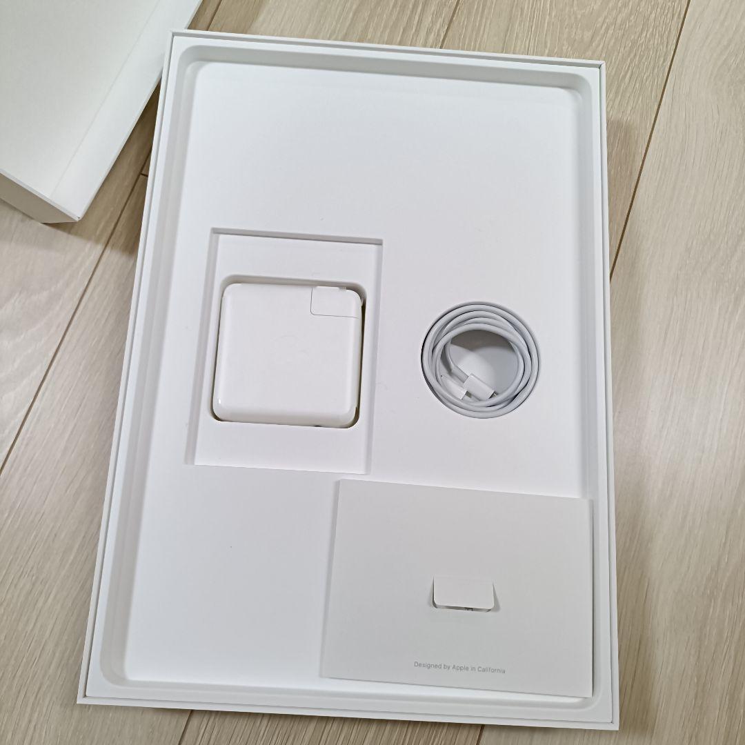 美品 MacBook Pro 15インチ 2017 スペースグレイ Apple