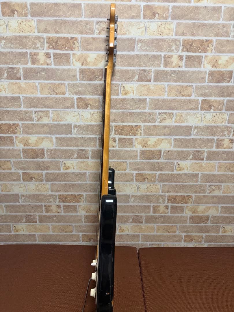 Fresher Straightiter エレキギター サンバースト