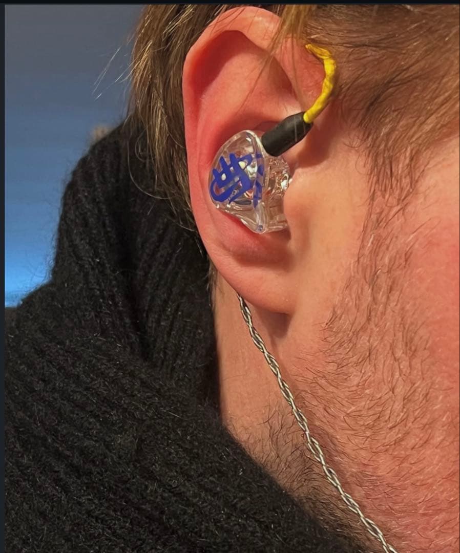 小*川様 surplus research SR-002 V 3.0 イヤホン