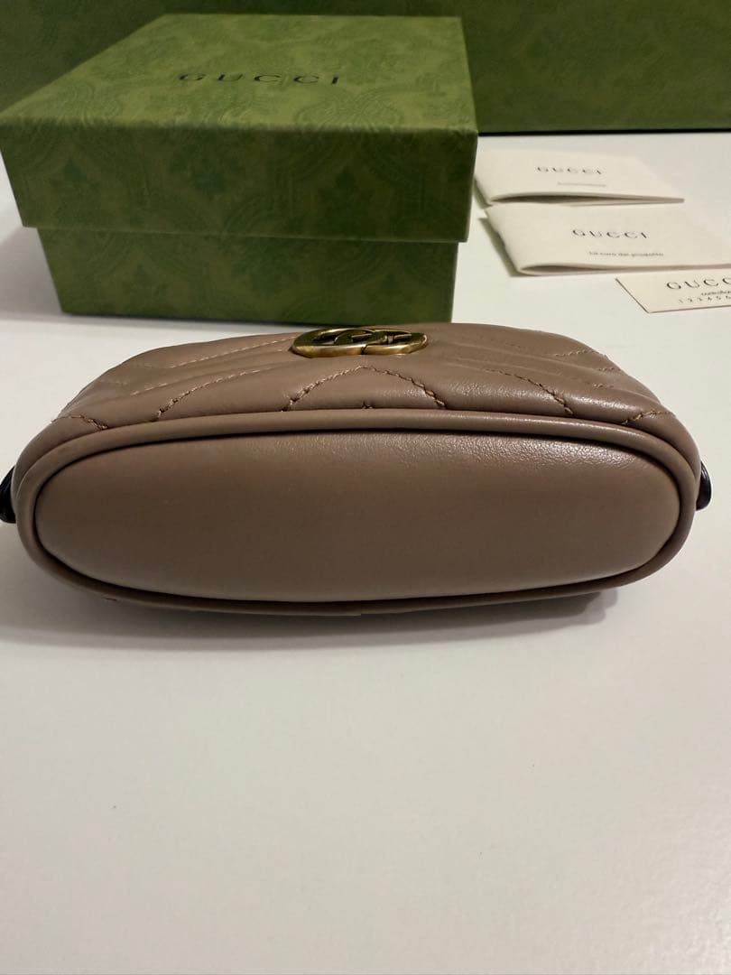 GUCCI GGマーモント　キーポーチ　キーケースケース　ベージュピンク