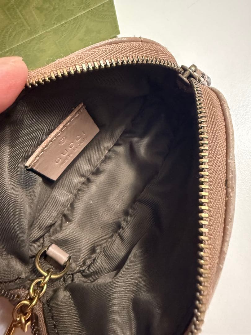 GUCCI GGマーモント　キーポーチ　キーケースケース　ベージュピンク