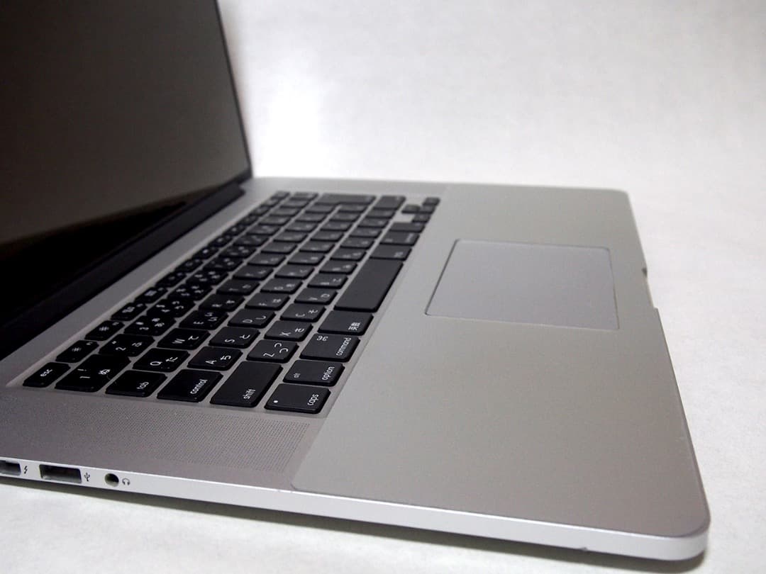 ☆☆動作良品 MacBook Pro 2015 15インチ 16G/128G☆☆