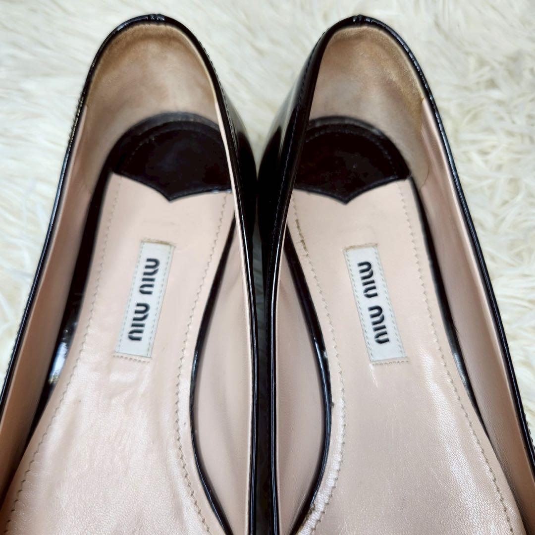 ✨希少✨MIU MIU エナメル フラットシューズ クリスタルビジュー