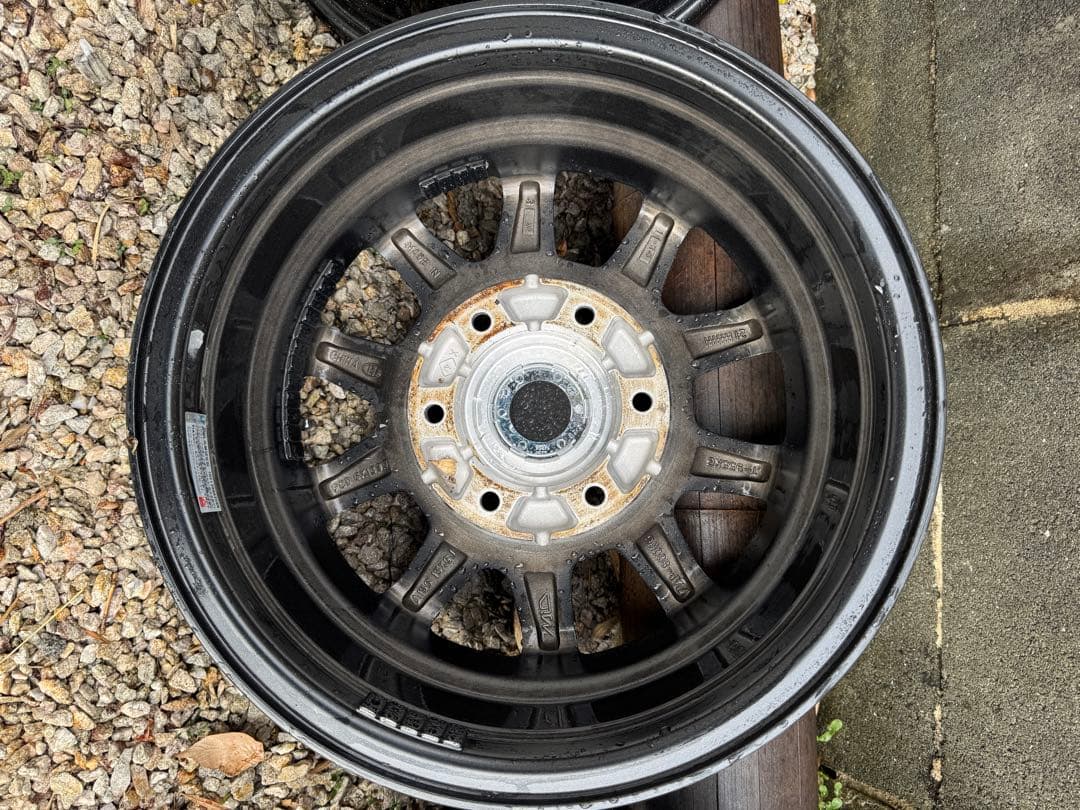 15インチ ロードマックス６穴　ハイエース