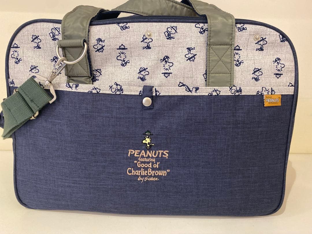 スヌーピー　キャリーバッグ　ペットパラダイス