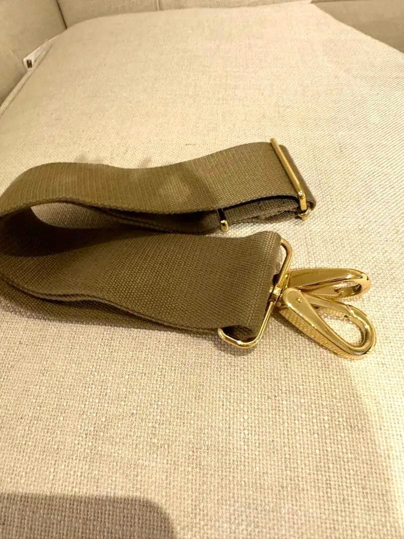 プラダ　カゴバッグ