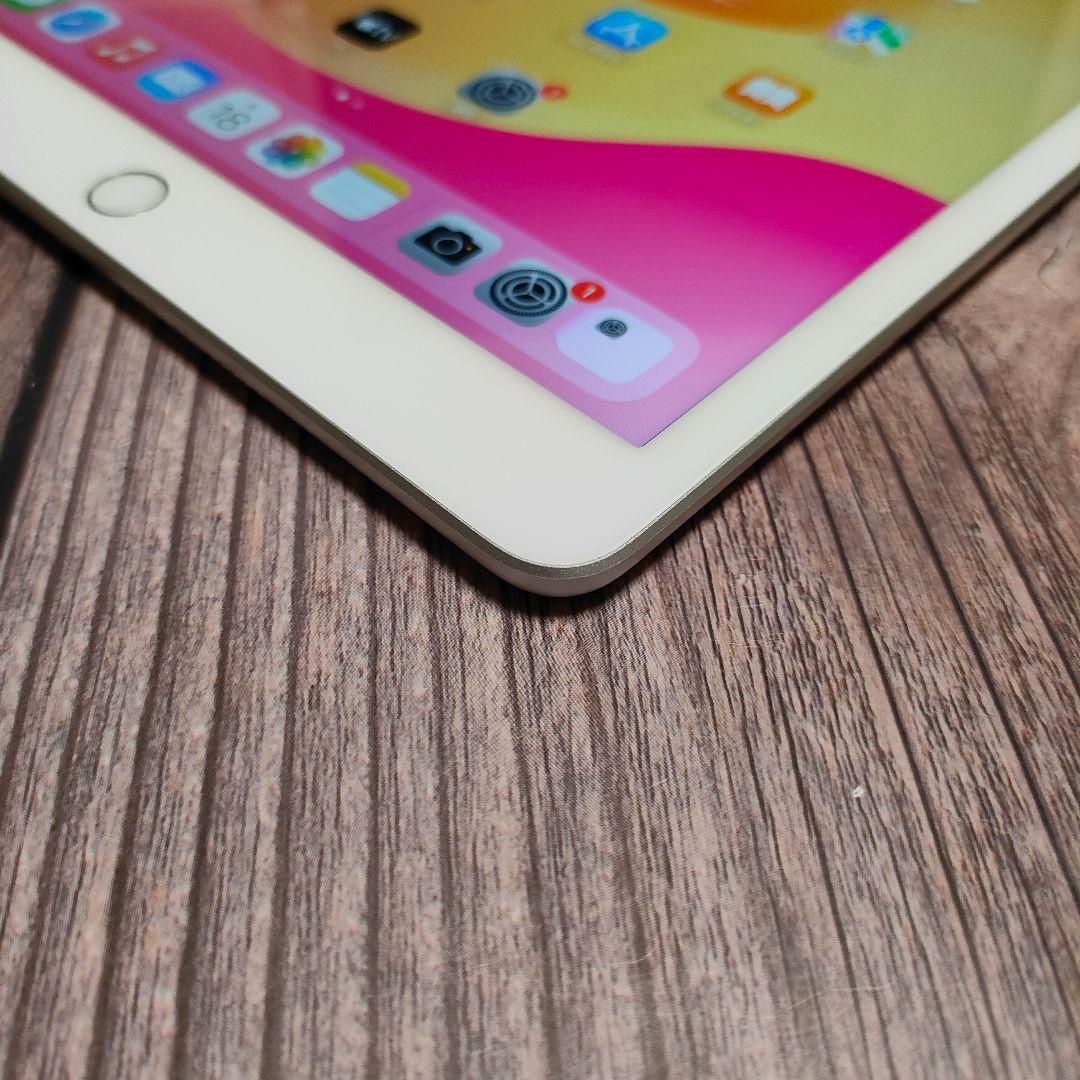 apple iPad 第7世代 32GB シルバー 美品