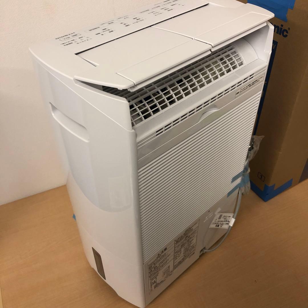 ①【新品未使用品】Panasonic F-YHVX120-W 衣類乾燥除湿機