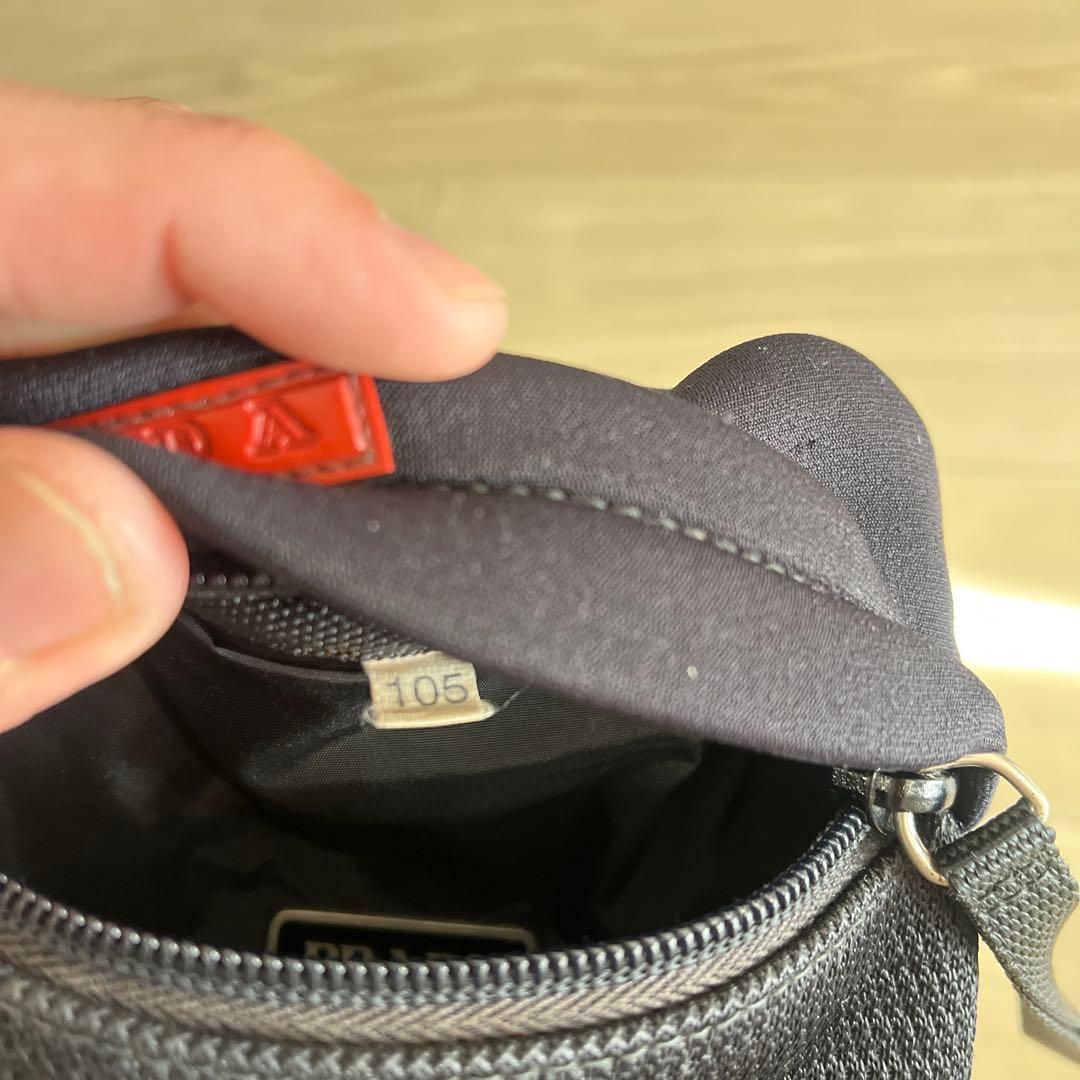 PRADA ミニ ショルダーバッグ サコッシュ