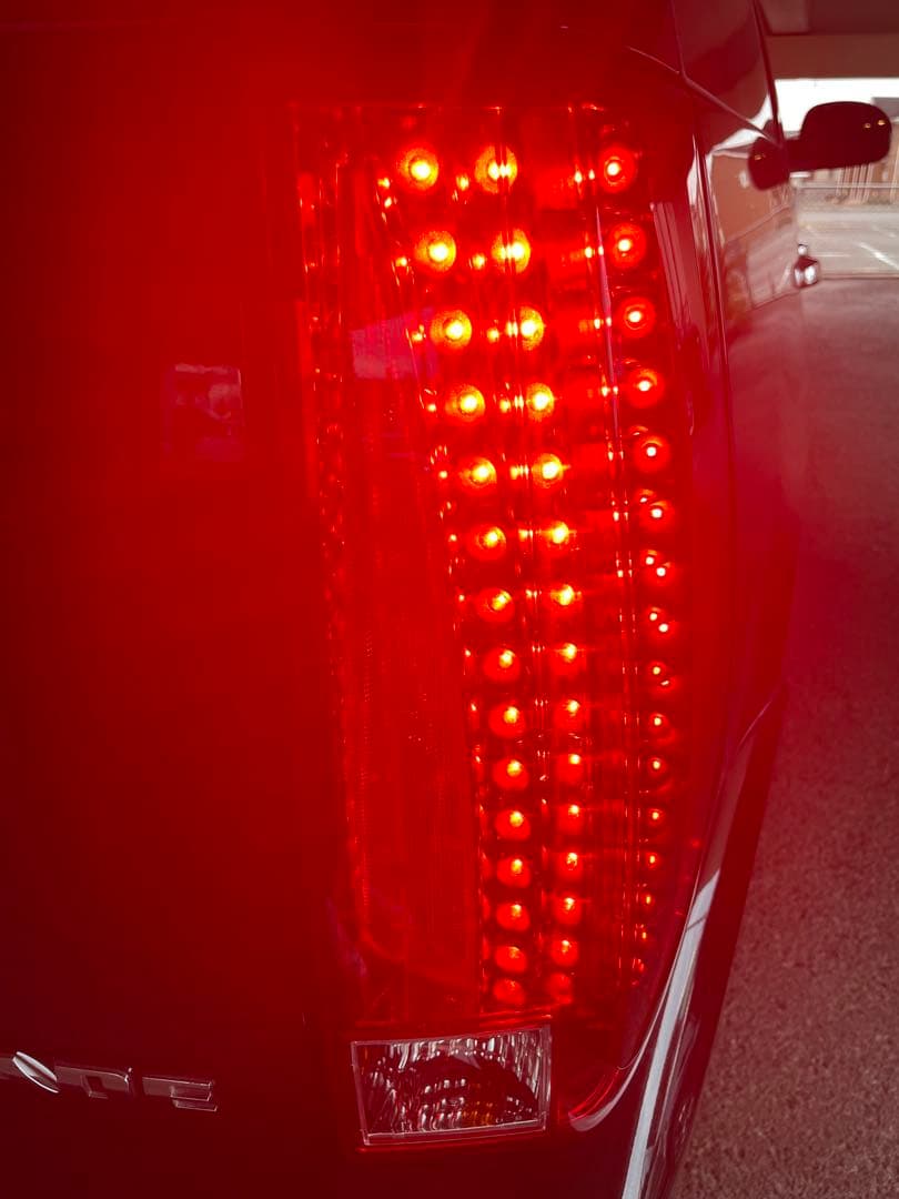 キャデラック エスカレード レッド テールランプ 2個セット