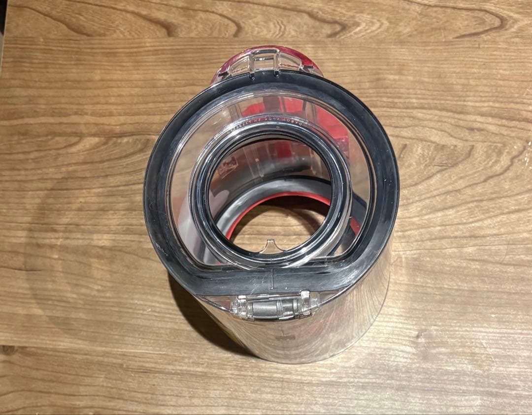 アタッチメント多数付属！細部まで洗浄済！#Dyson #V10 ハンドクリーナー