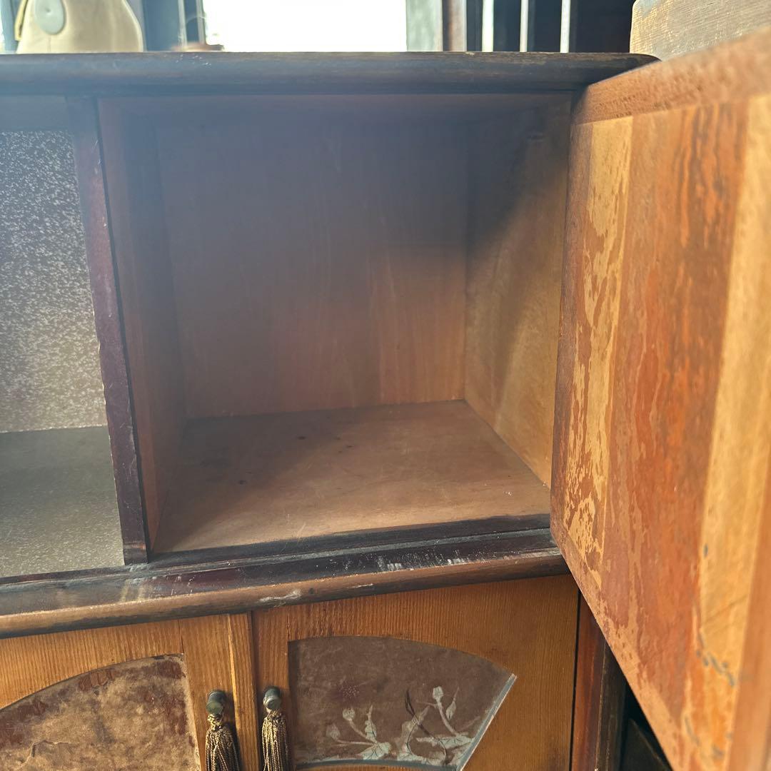 瞬間的お値下げ‼️ヴィンテージ　茶箪笥　アザミの絵が描かれていて素敵❣️