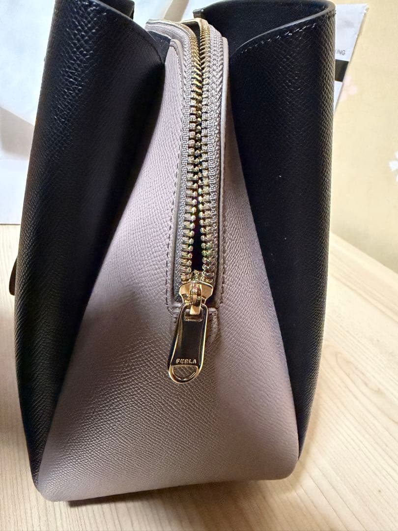 夏恋[未使用]FURLA ショルダーバッグ ミネルヴァＬバイカラー