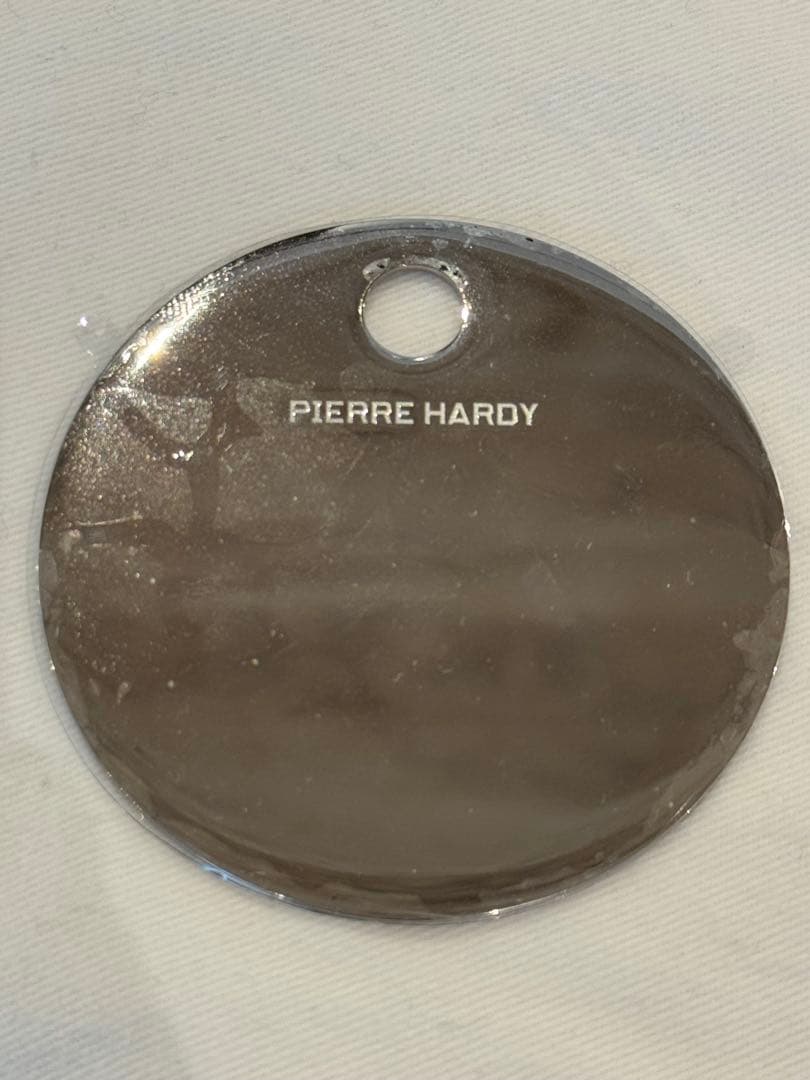 直営店購入　ピエールアルディPIERRE HARDY ショルダーバッグブラック