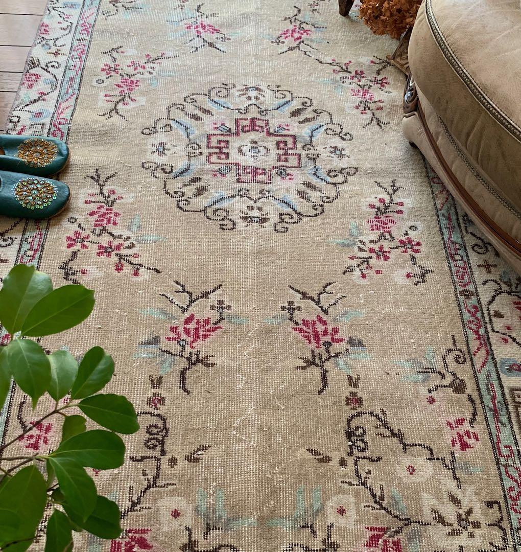 シノワズリ　213×110 トルコヴィンテージラグ　ペールカーキ トルコラグ