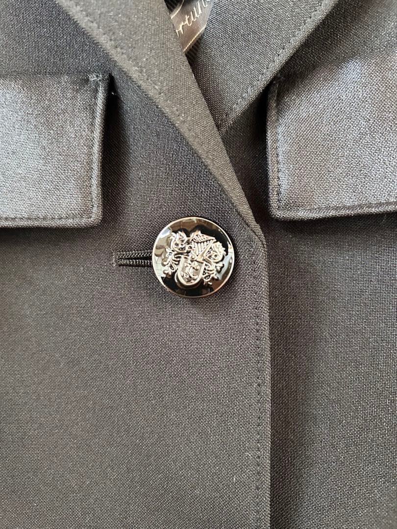 ◆ELLE EN NOIR◆未使用に近い150 卒業式入学式ジャケットスカート