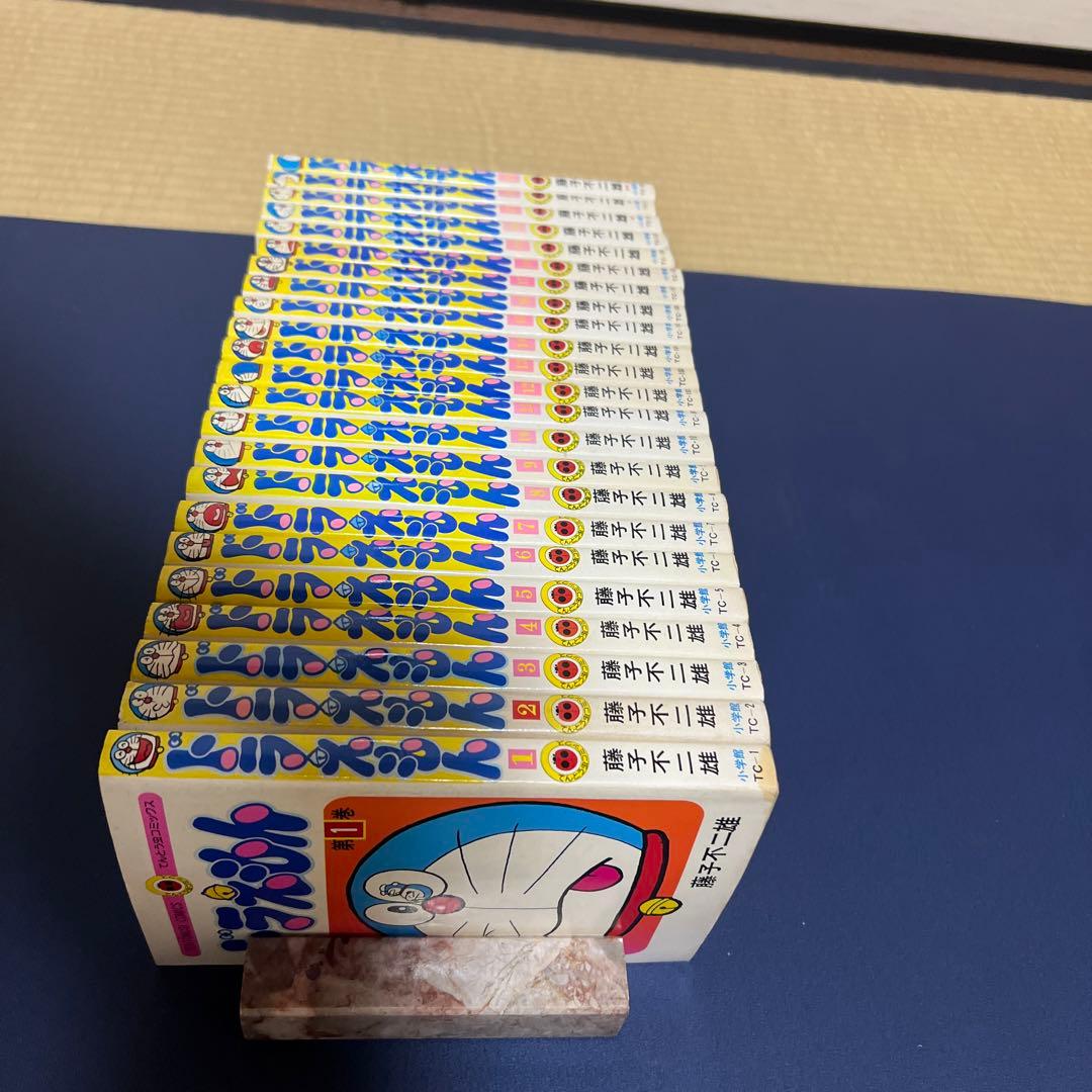 ドラえもん　漫画　藤子不二雄　1巻〜23巻　初版5冊19巻〜23巻