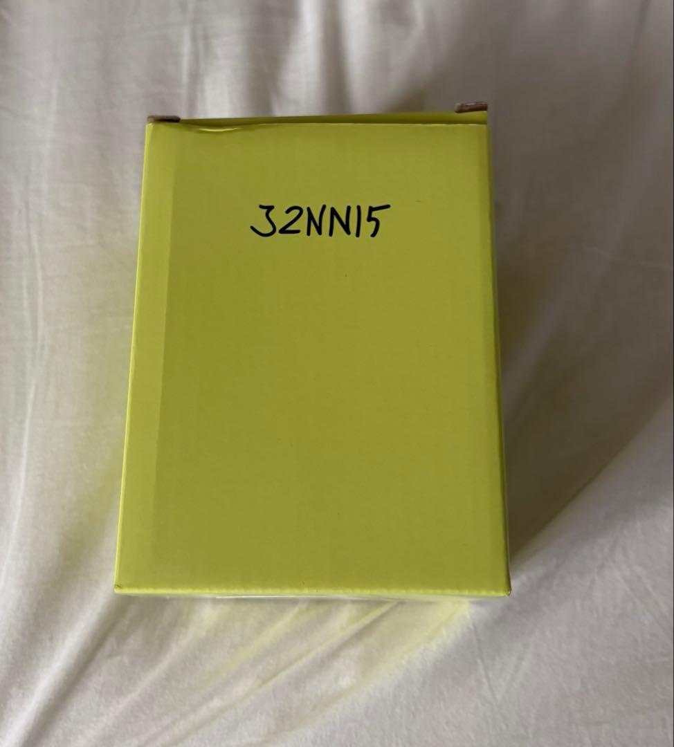 JENNIE写真展 J2NNI5 Scented Candle 緑