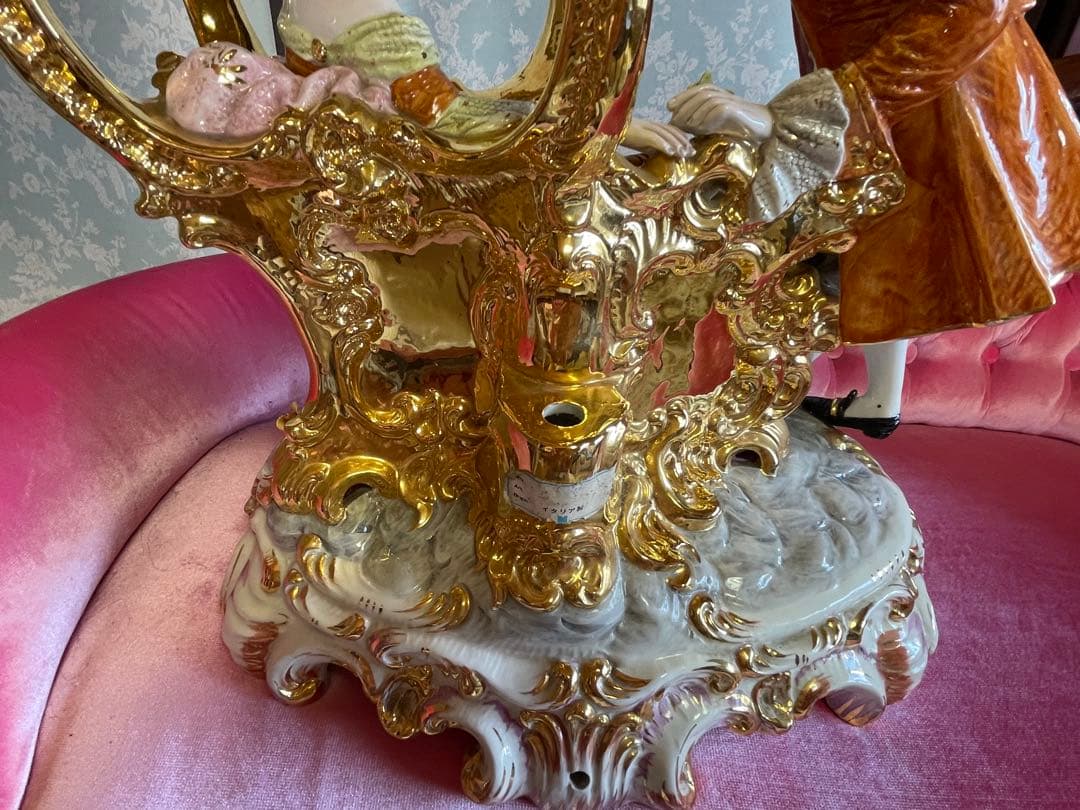 カポディモンテ？大型　ロココ バロック陶磁器 フィギュリン