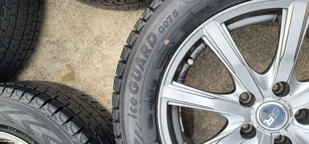 値下げ　ヨコハマ スタッドレス アイスガードG075 17inホイール4本セット