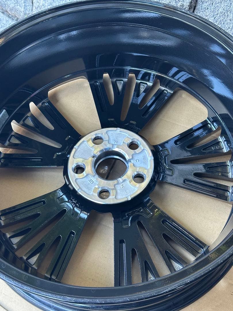 ② 良品 トヨタ 60系 プリウス Zグレード 純正 19インチ 4本