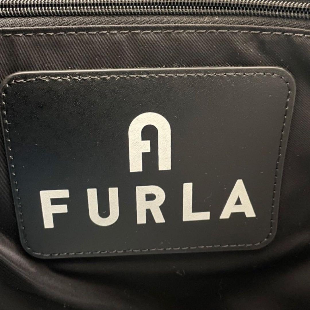 elle様　現行モデル　FURLA リュック　URBAN BACKPACK