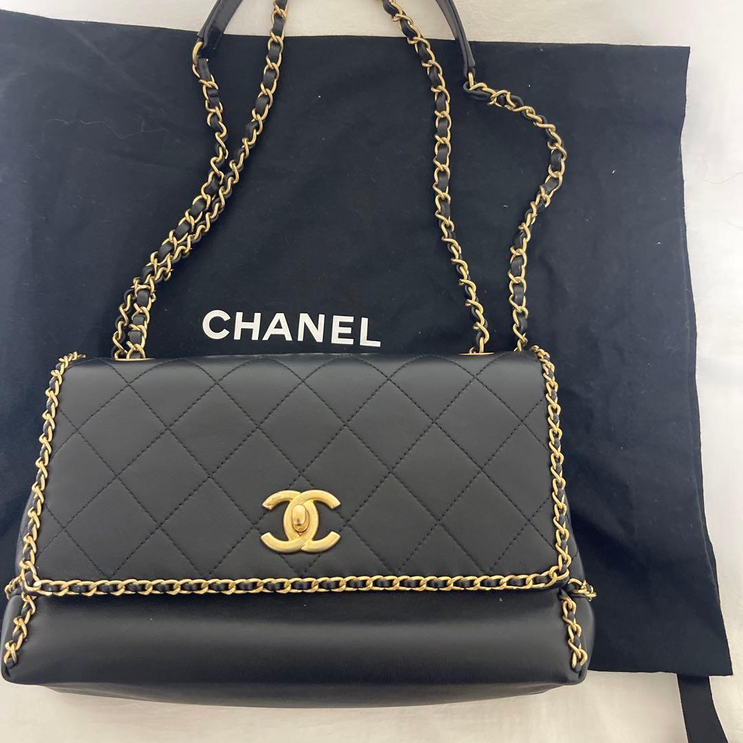 CHANEL フラップバッグ　黒　1回使用！