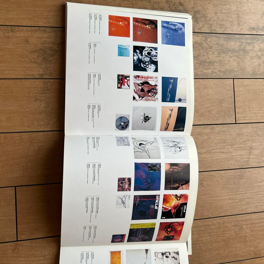 洋書 FUTURA2000
