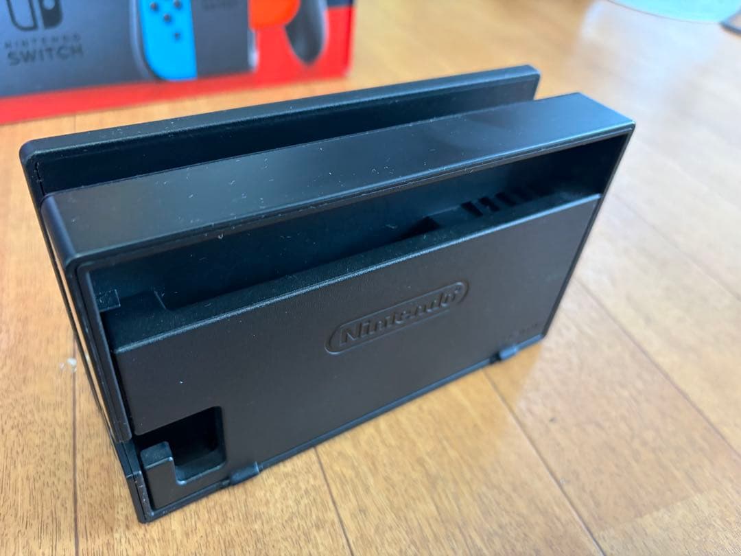 Nintendo Switch ネオンレッド/ネオンブルー 本体