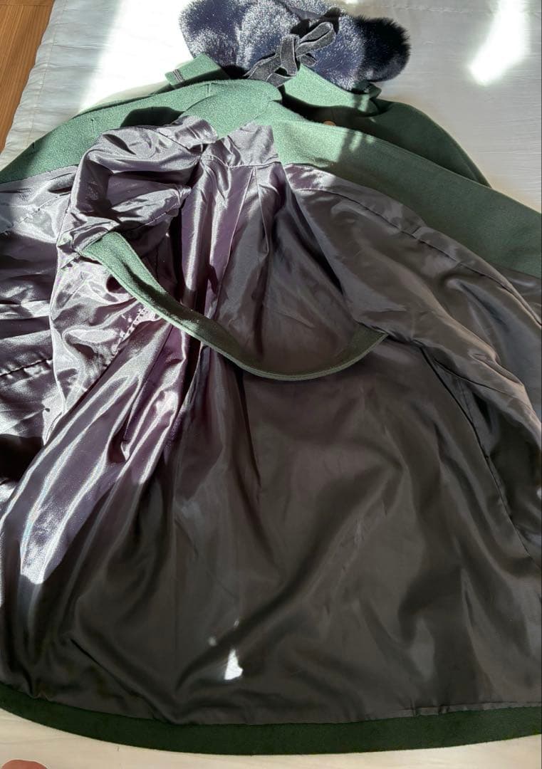 美品　axes femme ファー襟付きケープコート ダークグリーン