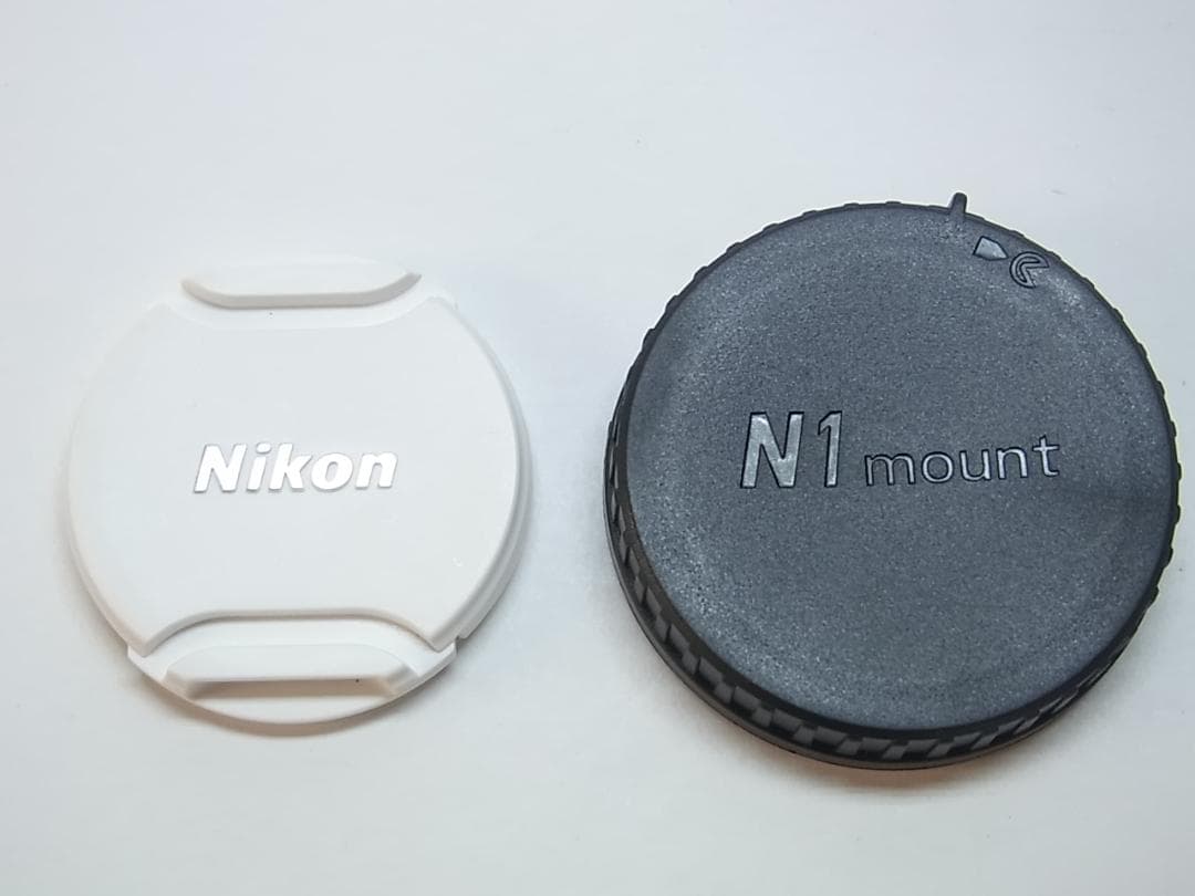 【カメラレンズ】ニコン1　Nikkor VR　10-30mm 白