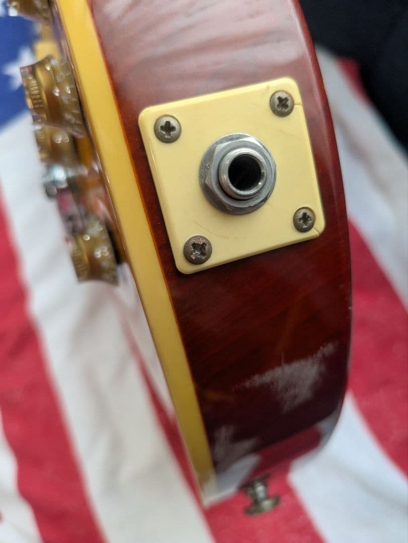 レスポールタイプ　ダンカンデザインピックアップ付き