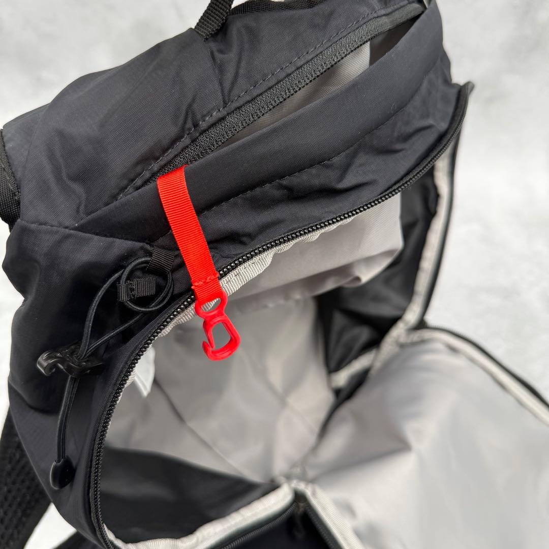 美品✨Salomon TRAIL BLAZER 20バックパック ブラック