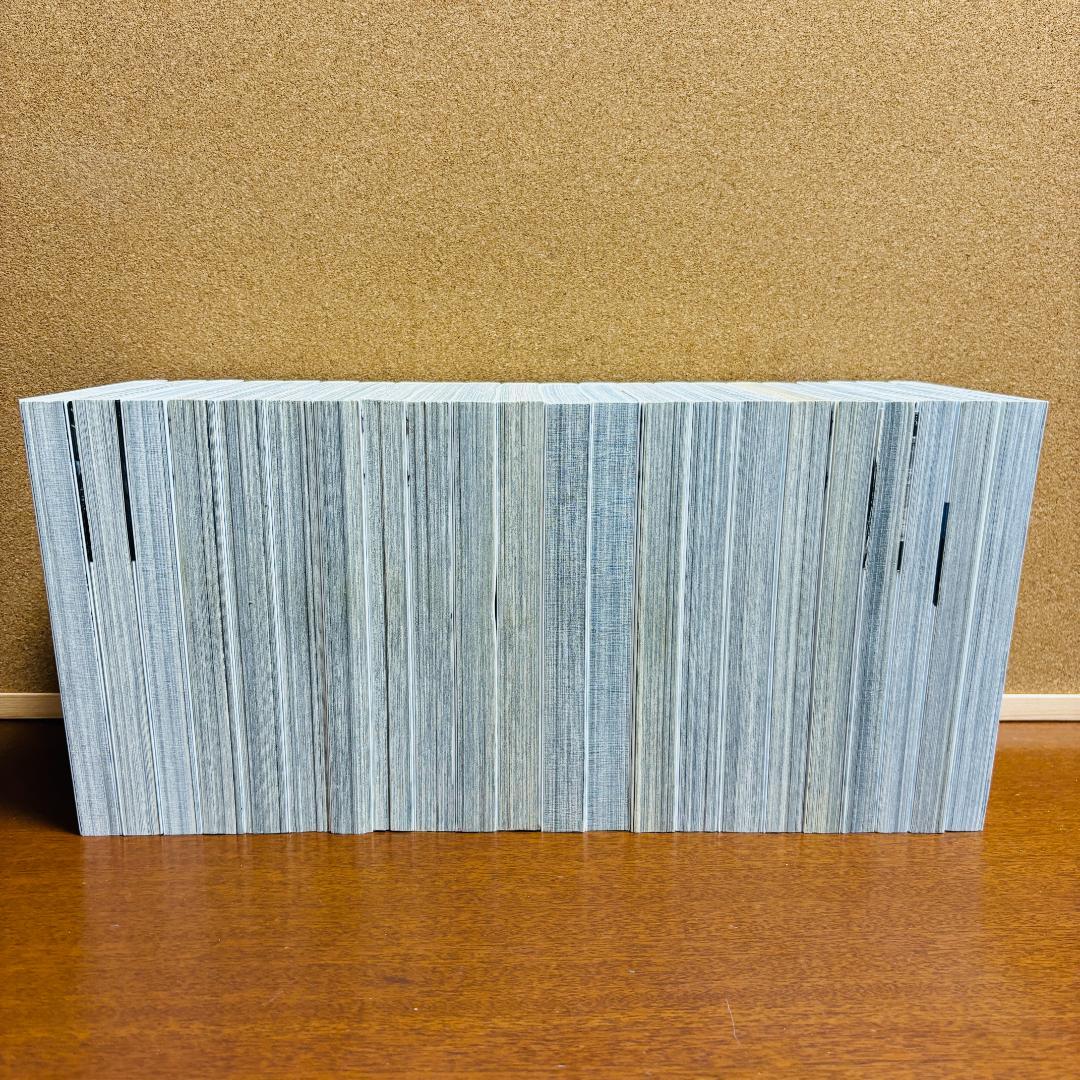 【コミック】 ベルセルク 新装版 1巻～43巻 全巻 + 関連本4冊 計４７冊