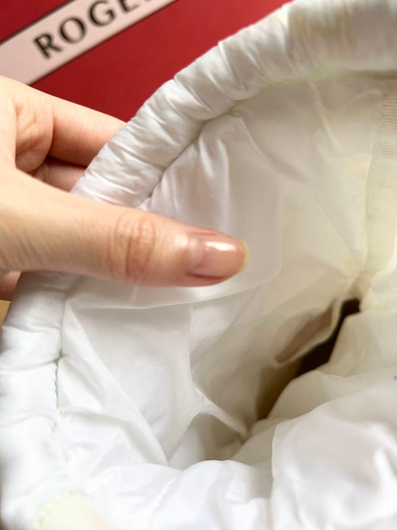 ロジェヴィヴィエ クリスタルバックル ヴィヴ ラン ブーツ　スノーブーツ　白