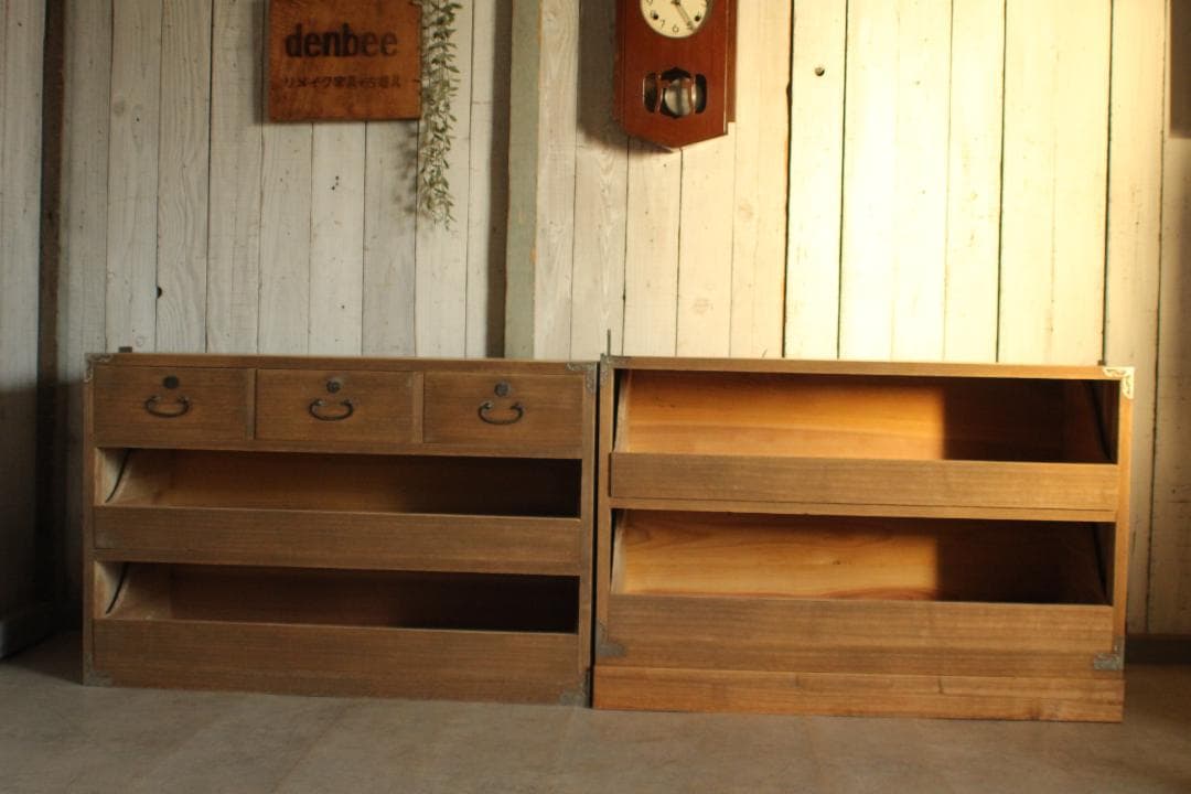 古い木製の引き出し5杯　チェスト　桐箪笥 昭和レトロ　古家具　古民家　時代家具